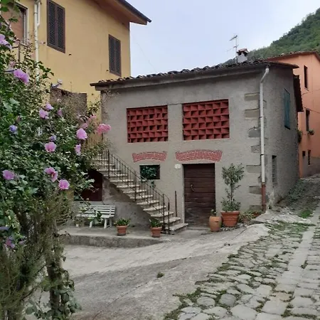La Locanda Di Nonna Jolanda Апартаменты Борго-а-Моццано