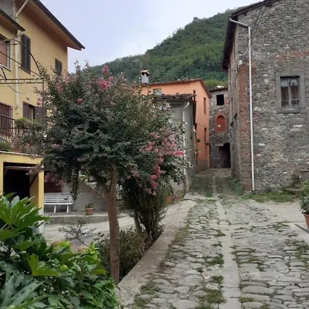Апартаменты La Locanda Di Nonna Jolanda *